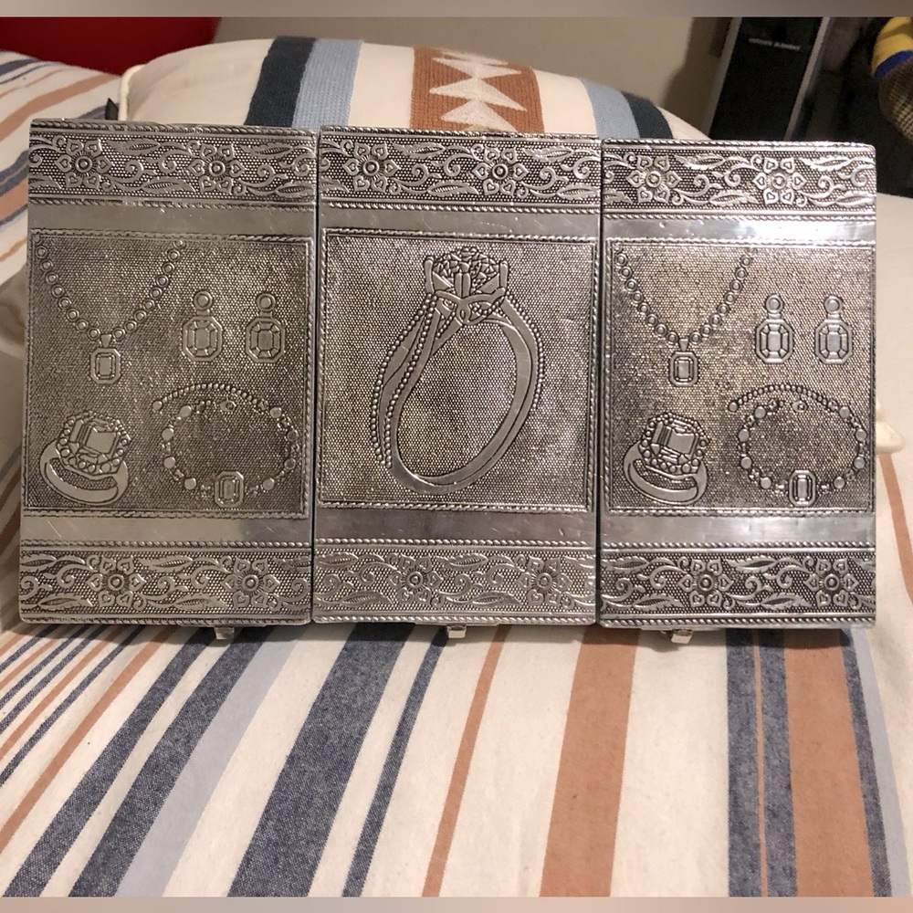 Vintage Jewelry Box